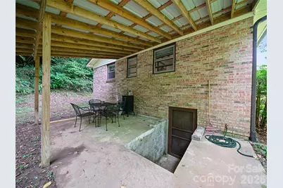 915 Little Creek Road, Burnsville, NC 28714 - Photo 21