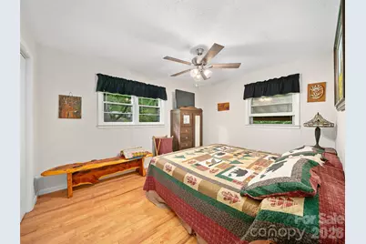 915 Little Creek Road, Burnsville, NC 28714 - Photo 15