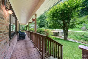 915 Little Creek Rd, Burnsville, NC 28714 - Photo 3