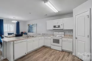 347 Cornwall Dr, Salisbury, NC 28147 - Photo 3