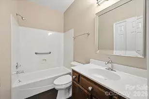 5909 Fitzwilliams Ln, Charlotte, NC 28270 - Photo 25