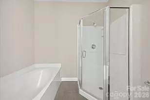 5909 Fitzwilliams Ln, Charlotte, NC 28270 - Photo 19