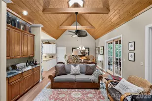 911 Buckberry Dr N, Sapphire, NC 28774 - Photo 13