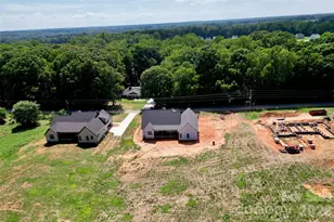 355 New Salem Rd, Statesville, NC 28625 - Photo 5