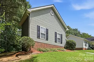 676 Continental Dr, Concord, NC 28025 - Photo 3