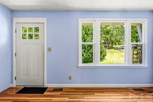 43 Trowbridge Ln, Brevard, NC 28712 - Photo 5