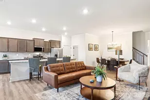 570 River Btm Rd, Fletcher, NC 28732 - Photo 3