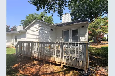 5917 Crape Myrtle Lane, Charlotte, NC 28216 - Photo 3