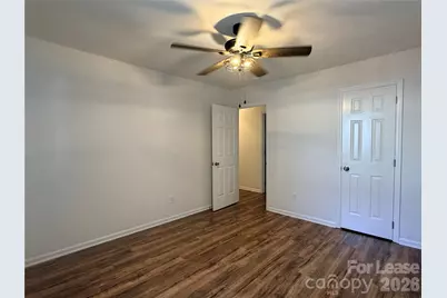 5917 Crape Myrtle Lane, Charlotte, NC 28216 - Photo 11