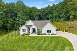 30 Bridgeway Dr, Candler, NC 28715 - Photo 1