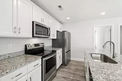 4221 E End Street, Charlotte, NC 28208 - Photo 11