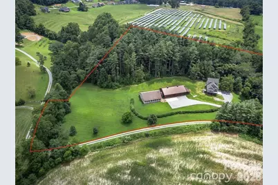 326 Golden Valley Drive, Hendersonville, NC 28792 - Photo 33
