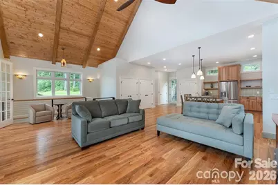 326 Golden Valley Drive, Hendersonville, NC 28792 - Photo 7