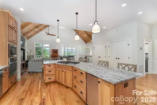 326 Golden Valley Dr, Hendersonville, NC 28792 - Photo 11