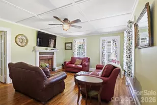 117 Marion St, Clover, SC 29710 - Photo 7