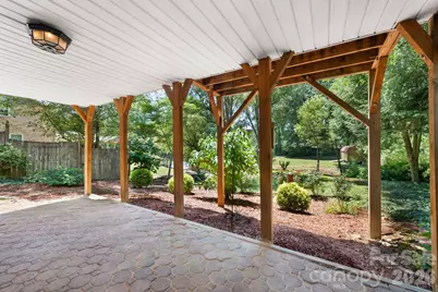407 10th Street Drive NW, Hickory, NC 28601 - Photo 3