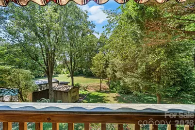407 10th Street Drive NW, Hickory, NC 28601 - Photo 11