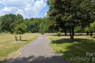 410 Ole Simpson Pl, Catawba, SC 29704 - Photo 9