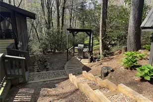 125 Hawks Nest Ln, Highlands, NC 28741 - Photo 3