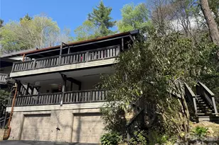 125 Hawks Nest Ln, Highlands, NC 28741 - Photo 5