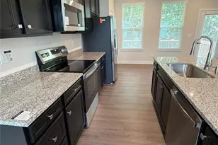 4136 Auburn Oak Ln, Charlotte, NC 28208 - Photo 9