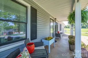 2384 Country Hollow Rd, Conover, NC 28613 - Photo 5
