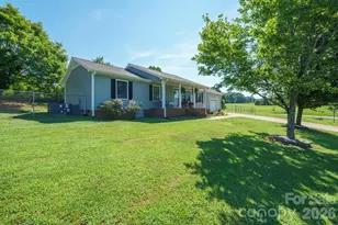 2384 Country Hollow Rd, Conover, NC 28613 - Photo 3
