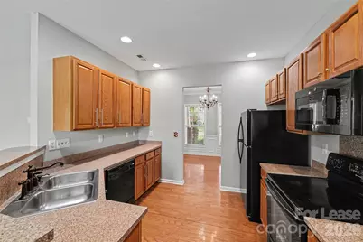 3111 Gloxinia Road, Charlotte, NC 28215 - Photo 7
