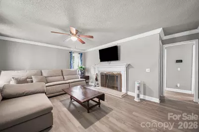 261 Lakeside Drive, Hartsville, SC 29550 - Photo 11