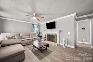 261 Lakeside Dr, Hartsville, SC 29550 - Photo 11