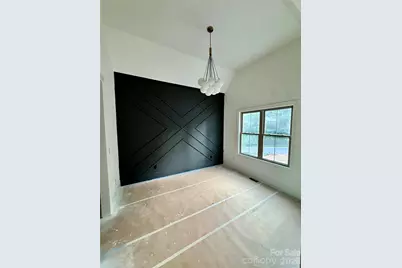 2815 1st Street NW, Hickory, NC 28601 - Photo 5