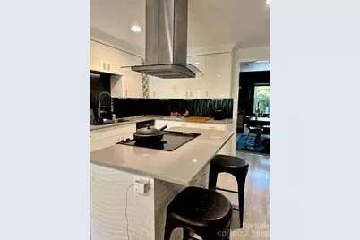 4508 Ivanhoe Place, Charlotte, NC 28205 - Photo 5