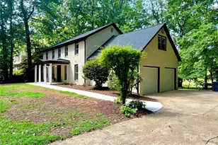 304 Travis Ln, Salisbury, NC 28146 - Photo 3