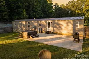 125 Ice Hollow Rd, Zirconia, NC 28790 - Photo 25