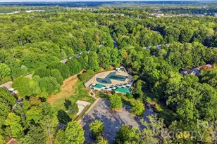 2219 Winding River Dr, Charlotte, NC 28214 - Photo 45