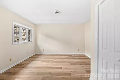 181 N Britton Creek Court, Hendersonville, NC 28789 - Photo 17