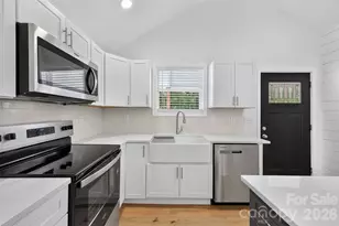 126 39th Ave Ct NW, Hickory, NC 28601 - Photo 7