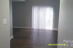 1050 21st Ave NW, Hickory, NC 28601 - Photo 3