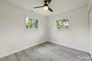 70 Levi St, Clyde, NC 28721 - Photo 11