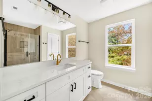 1940 Purser Dr, Charlotte, NC 28215 - Photo 15