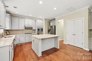 2400 River Oaks Drive, Waxhaw, NC 28173 - Photo 9