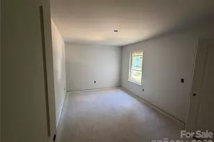 548 Carolyn Ln, Charlotte, NC 28213 - Photo 23