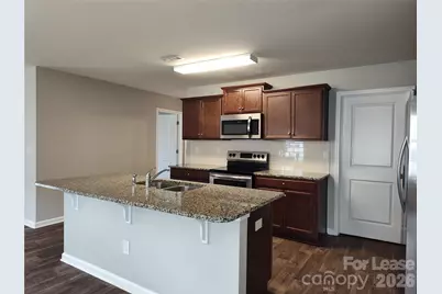 6731 Broad Valley Court, Charlotte, NC 28216 - Photo 5