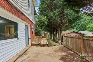 131 & 135 Boyd Ave, Waynesville, NC 28786 - Photo 33