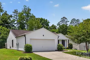 10957 Dry Stone Dr, Huntersville, NC 28078 - Photo 3