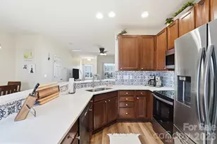 17754 Caldwell Track Dr, Cornelius, NC 28031 - Photo 5