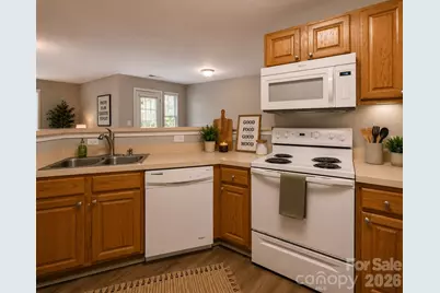 9810 Campus Walk Lane #H, Charlotte, NC 28262 - Photo 11