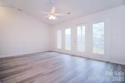 6120 Meadow Rose Lane, Charlotte, NC 28215 - Photo 17
