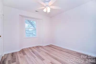 6120 Meadow Rose Lane, Charlotte, NC 28215 - Photo 3