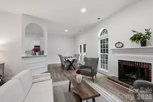 3412 Pondridge Ct, Charlotte, NC 28269 - Photo 9